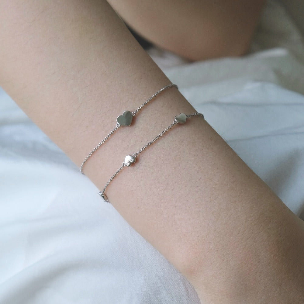 Lovely Hearts Bracelet Minimal Heart Bracelet sterling silver-2