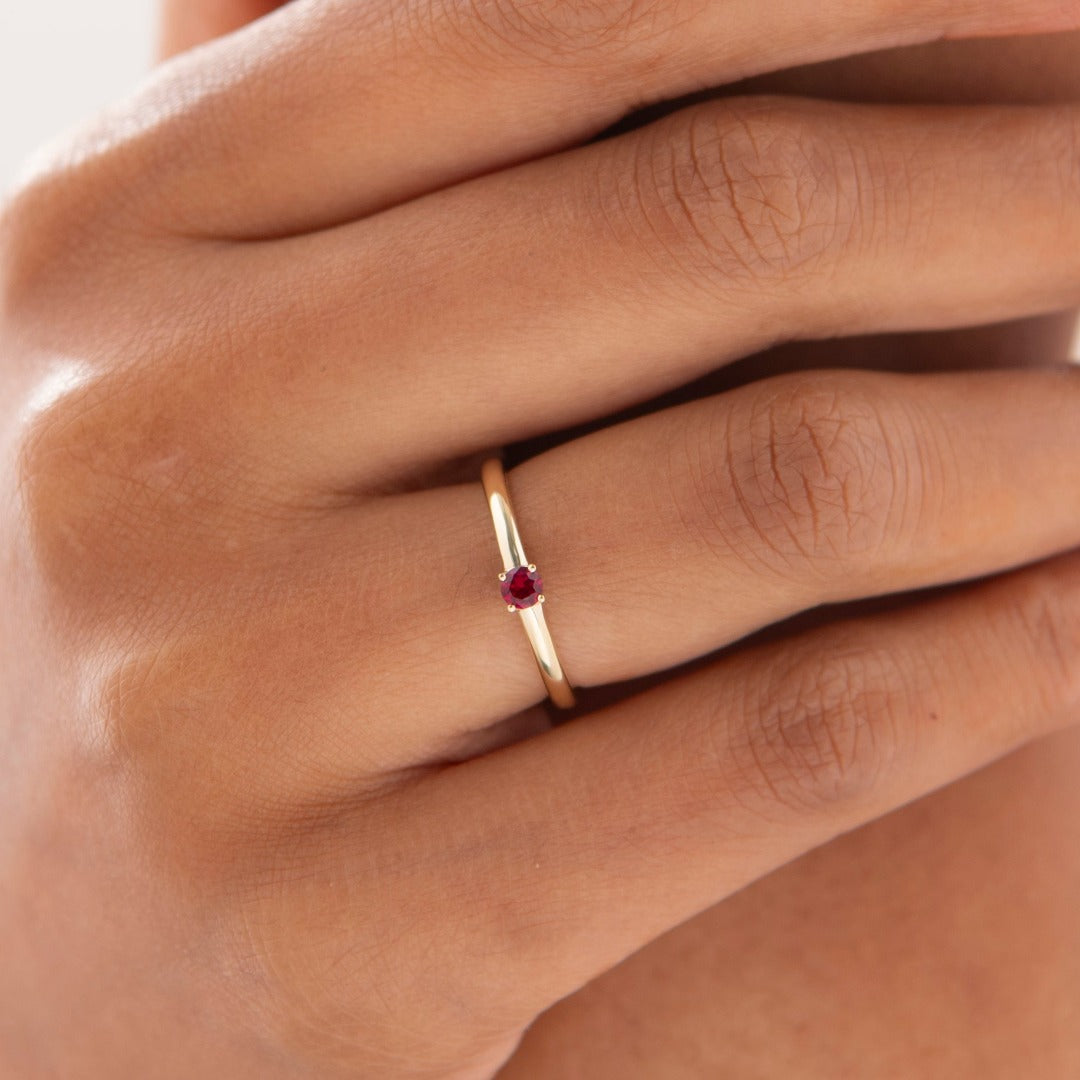 Brilliant solitaire ring | 14k Gold Gisser Jewels-4