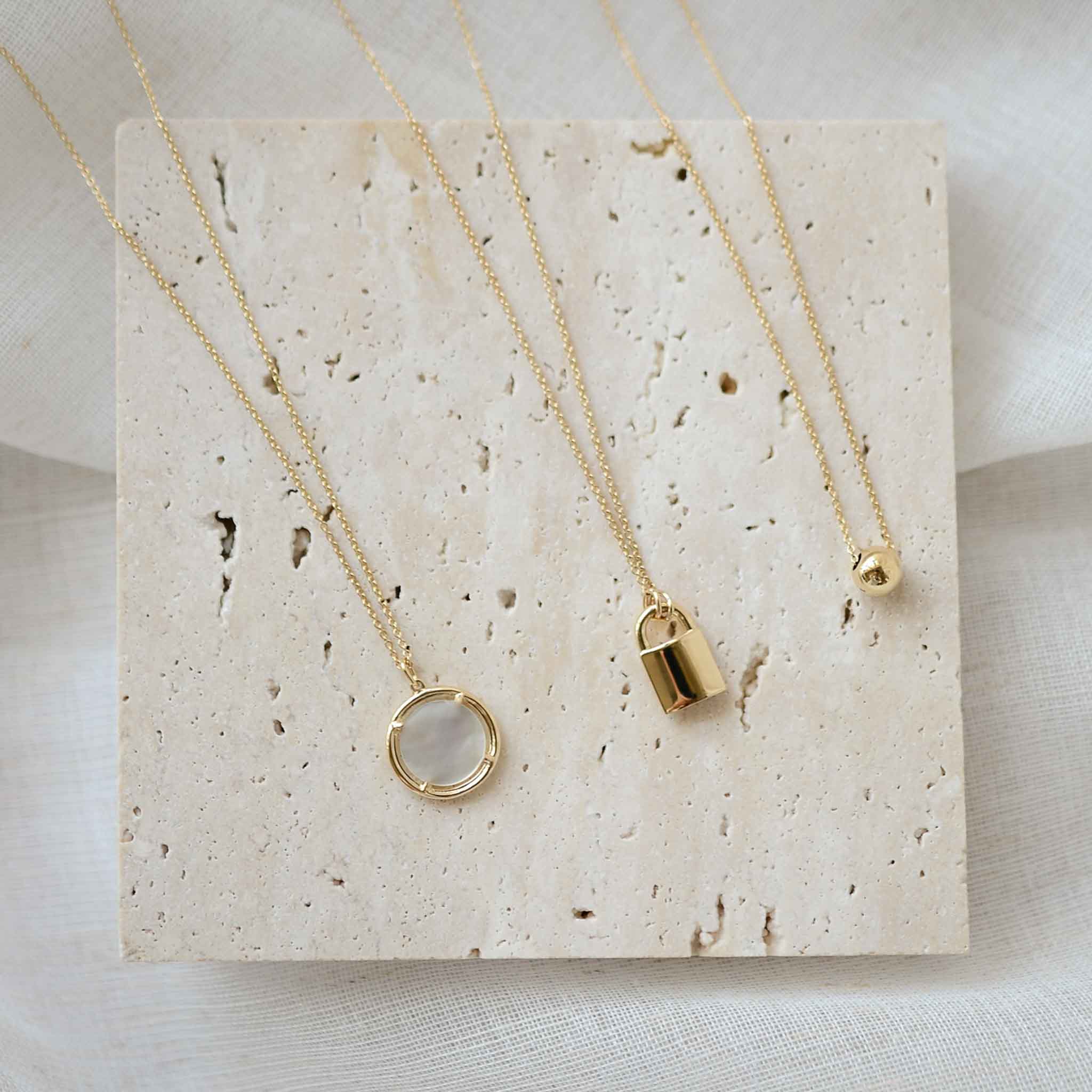 Icon Coin Necklace Mother of Pearl, Locked Love Necklace, Bead Necklace Gisser Jewels