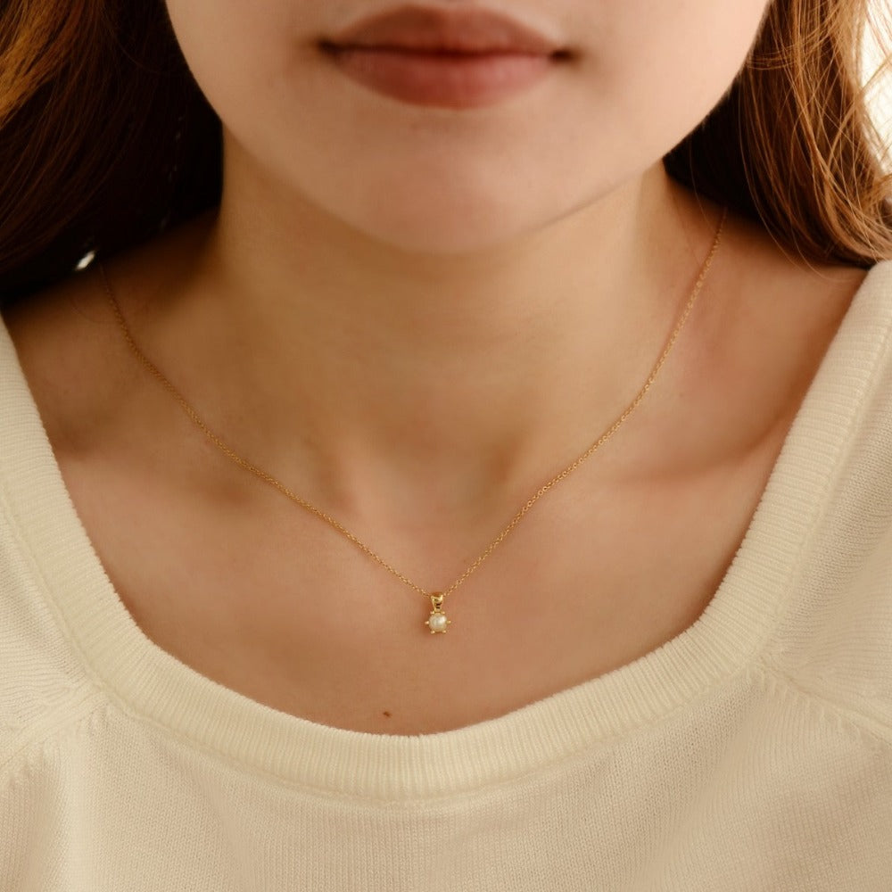 It's a Classic Pearl Pendant | Gold Plated Silver | Gisser Jewels