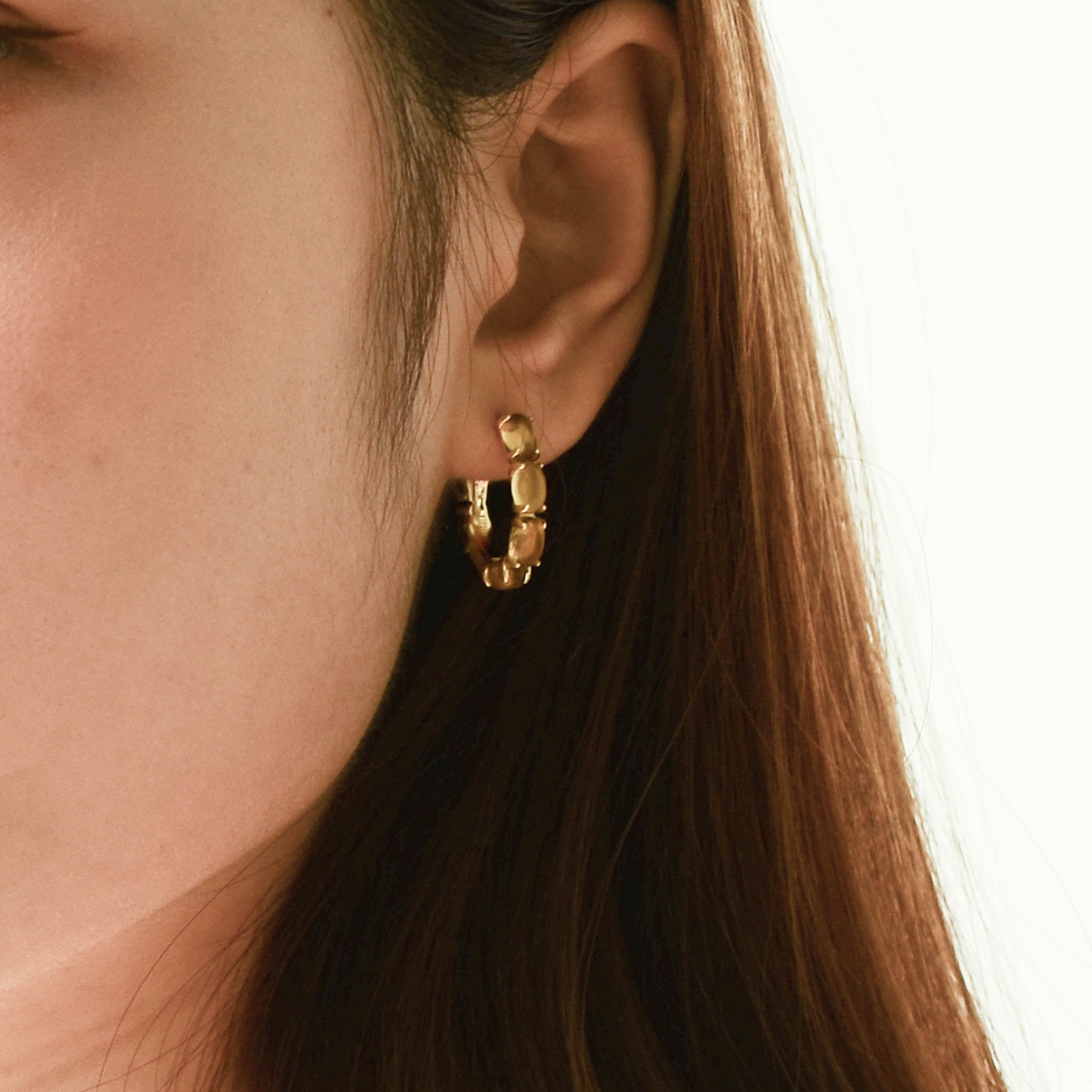 Honey Dashing Details Hoops 18k gold plated silver Gisser Jewels-2