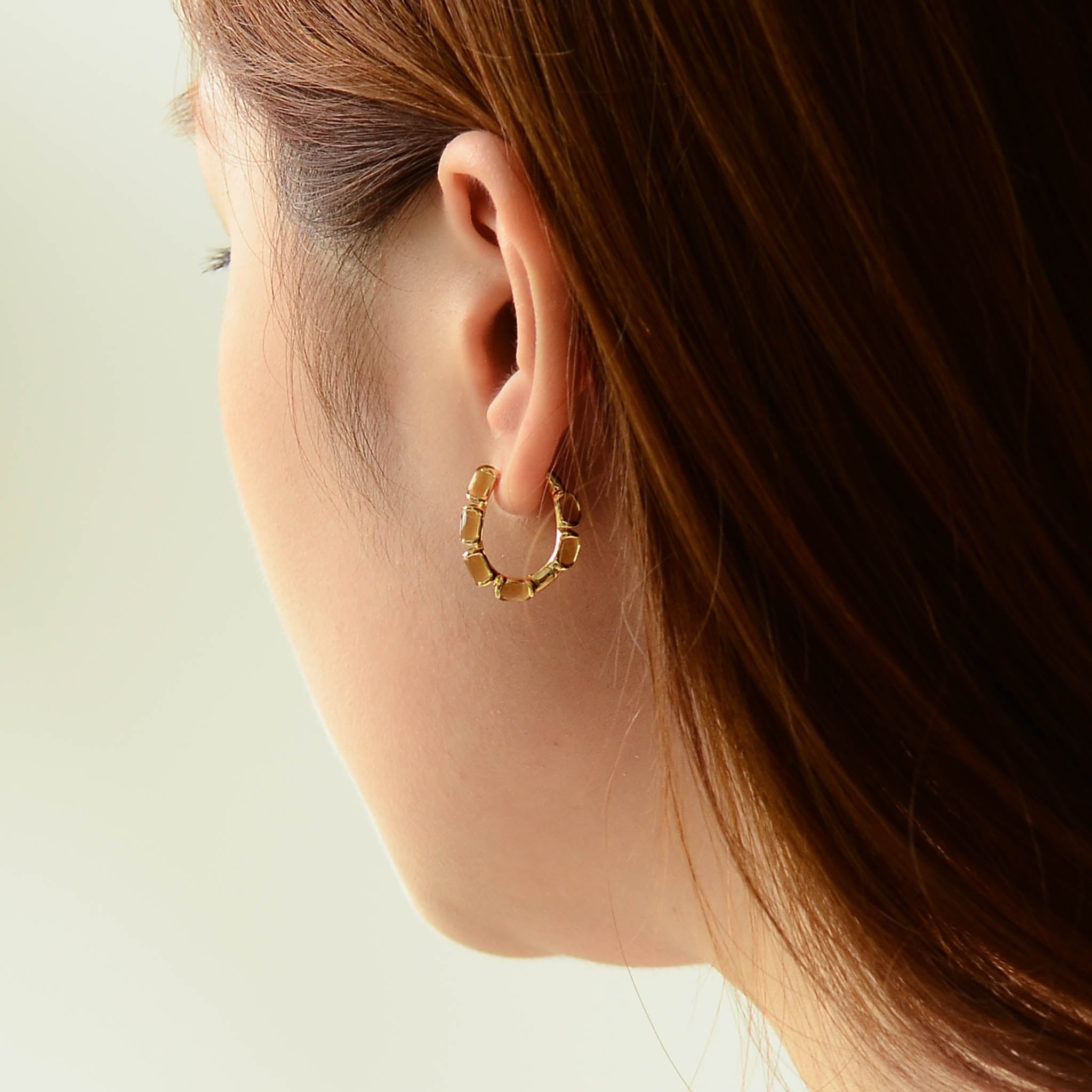 Honey Dashing Details Hoops 18k gold plated silver Gisser Jewels-4
