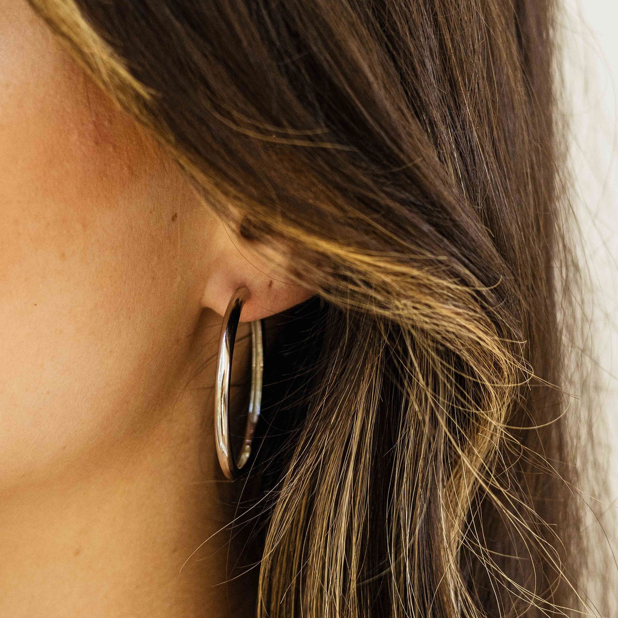 Gisser Jewels Ultra Maxi Hoop Earrings Silver-2