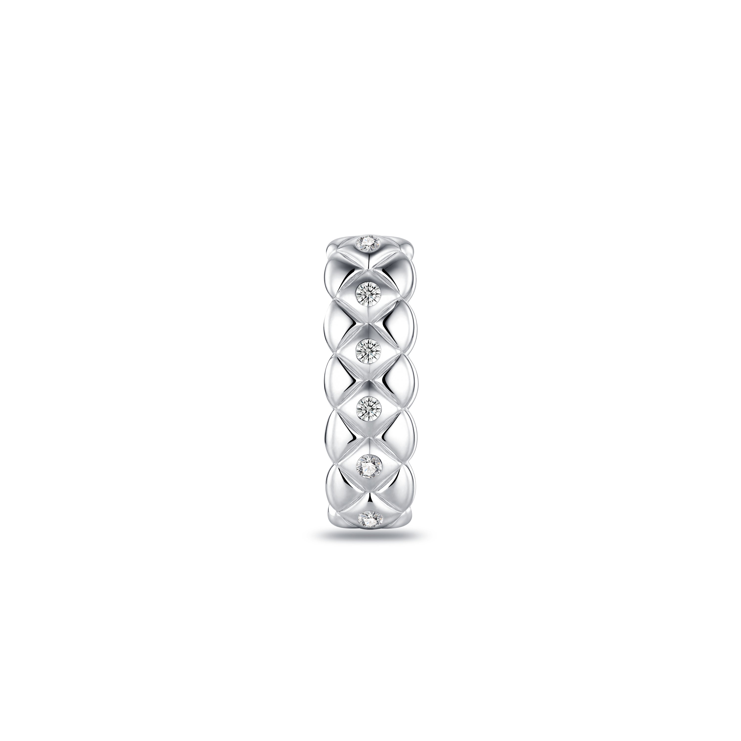 Sleek Quilted Pendant